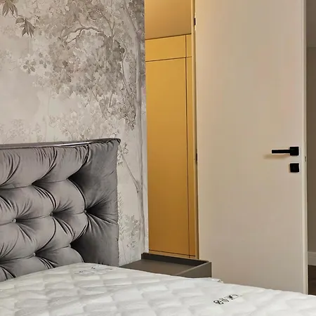Aparthotel Ishotel